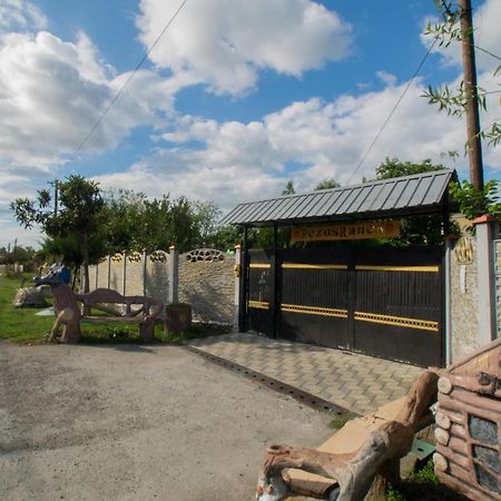 Apartmán Rezo'S Ranch Samtredia Exteriér fotografie